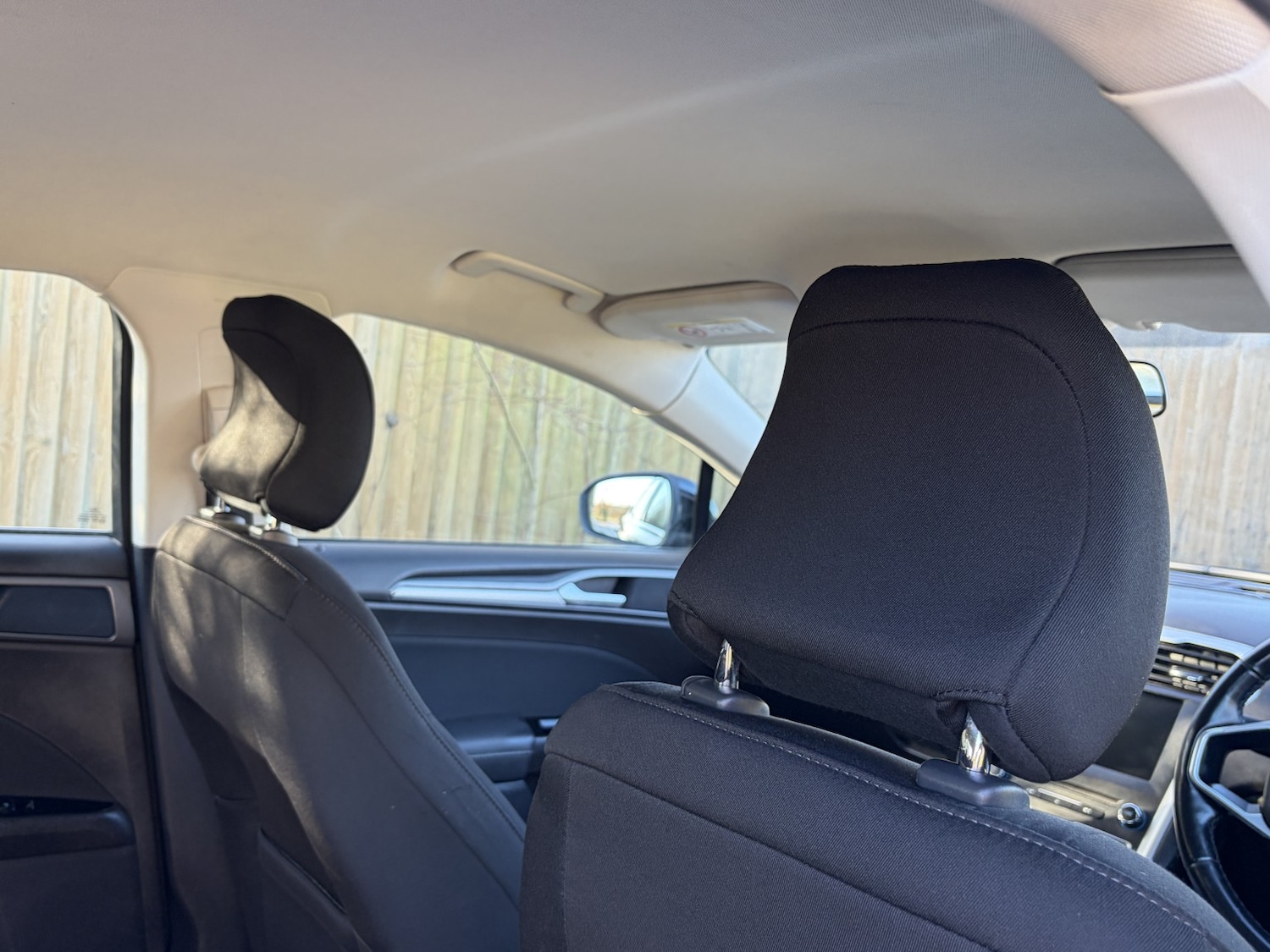 Used Ford Mondeo 2015 for sale - 76918417: Photo 33