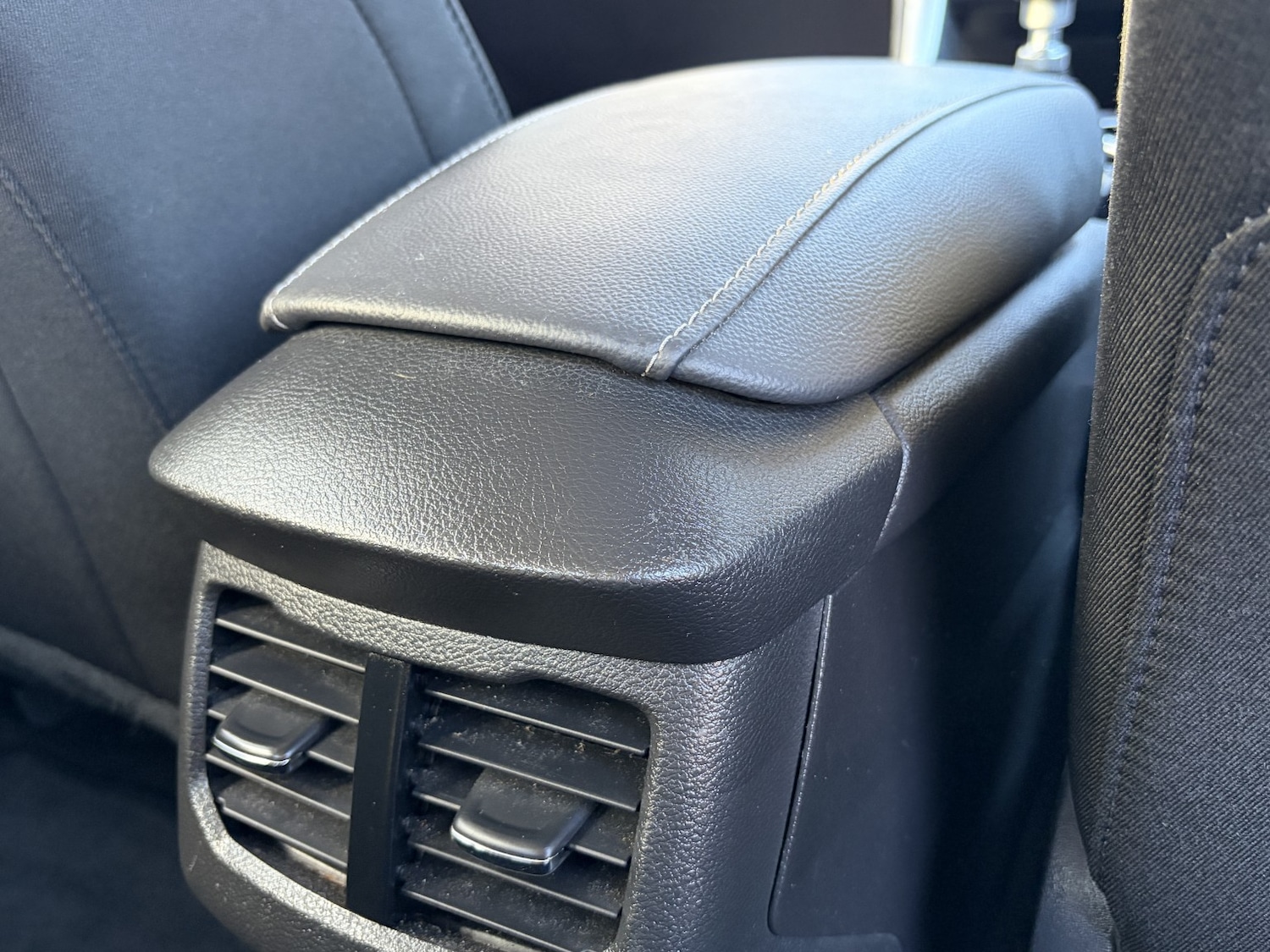 Used Ford Mondeo 2015 for sale - 76918417: Photo 35