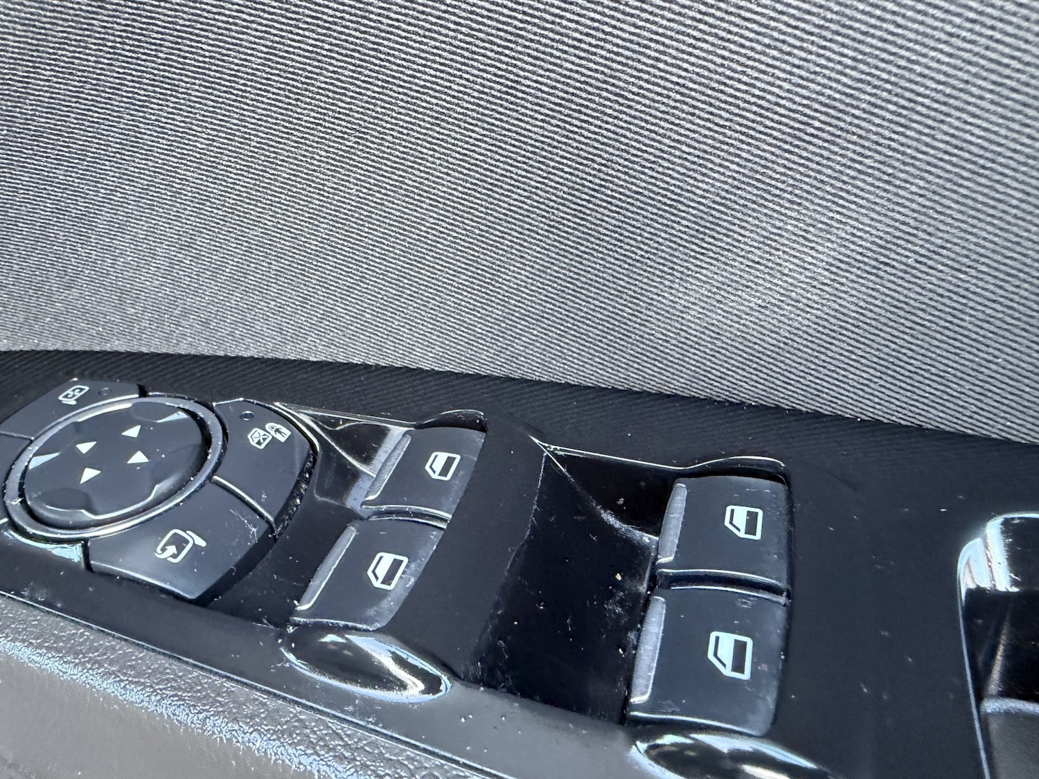 Used Ford Mondeo 2015 for sale - 76918417: Photo 37