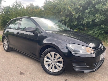 Volkswagen - Golf