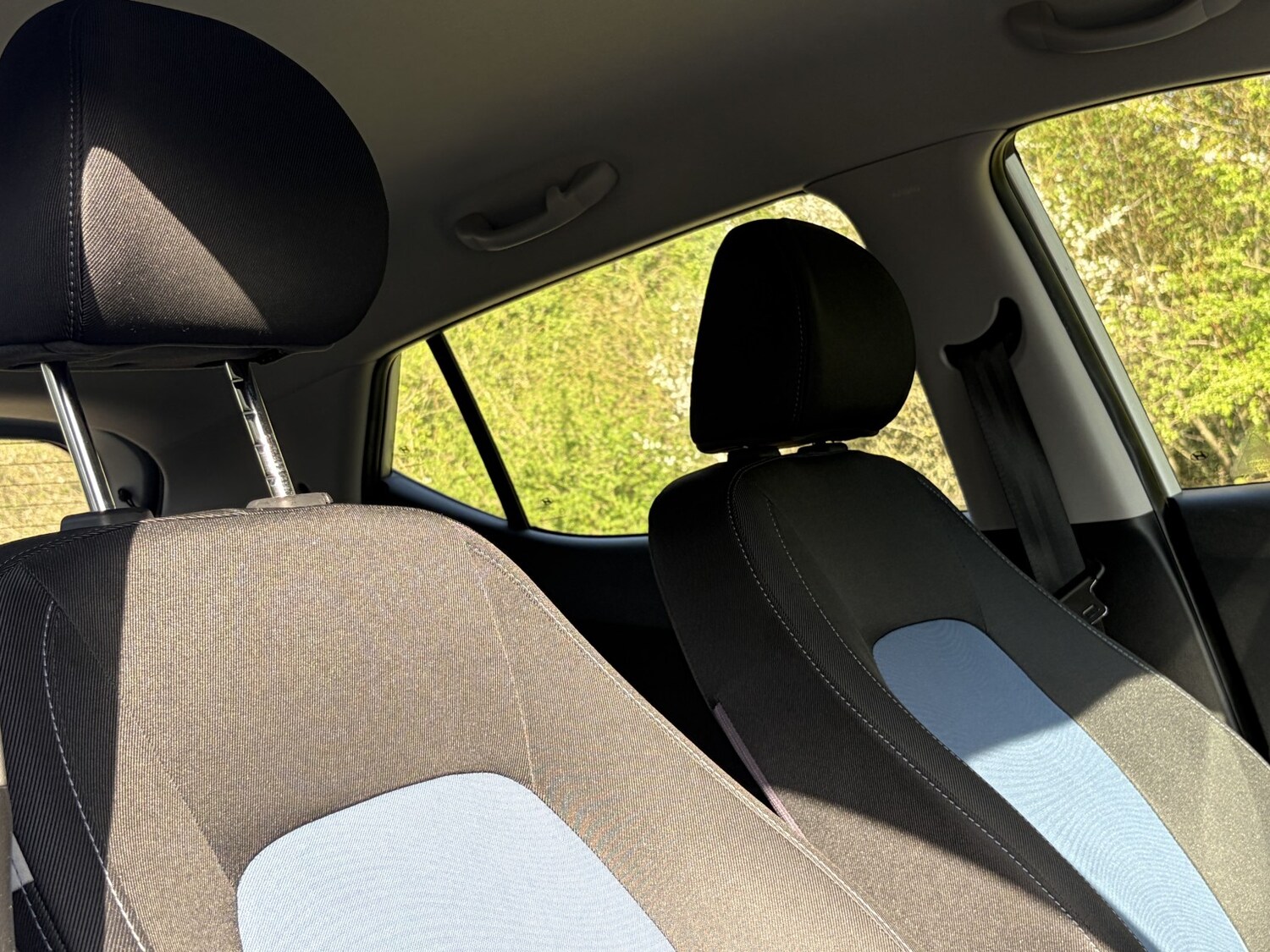 Used Hyundai i10 2015 for sale - 78176066: Photo 32