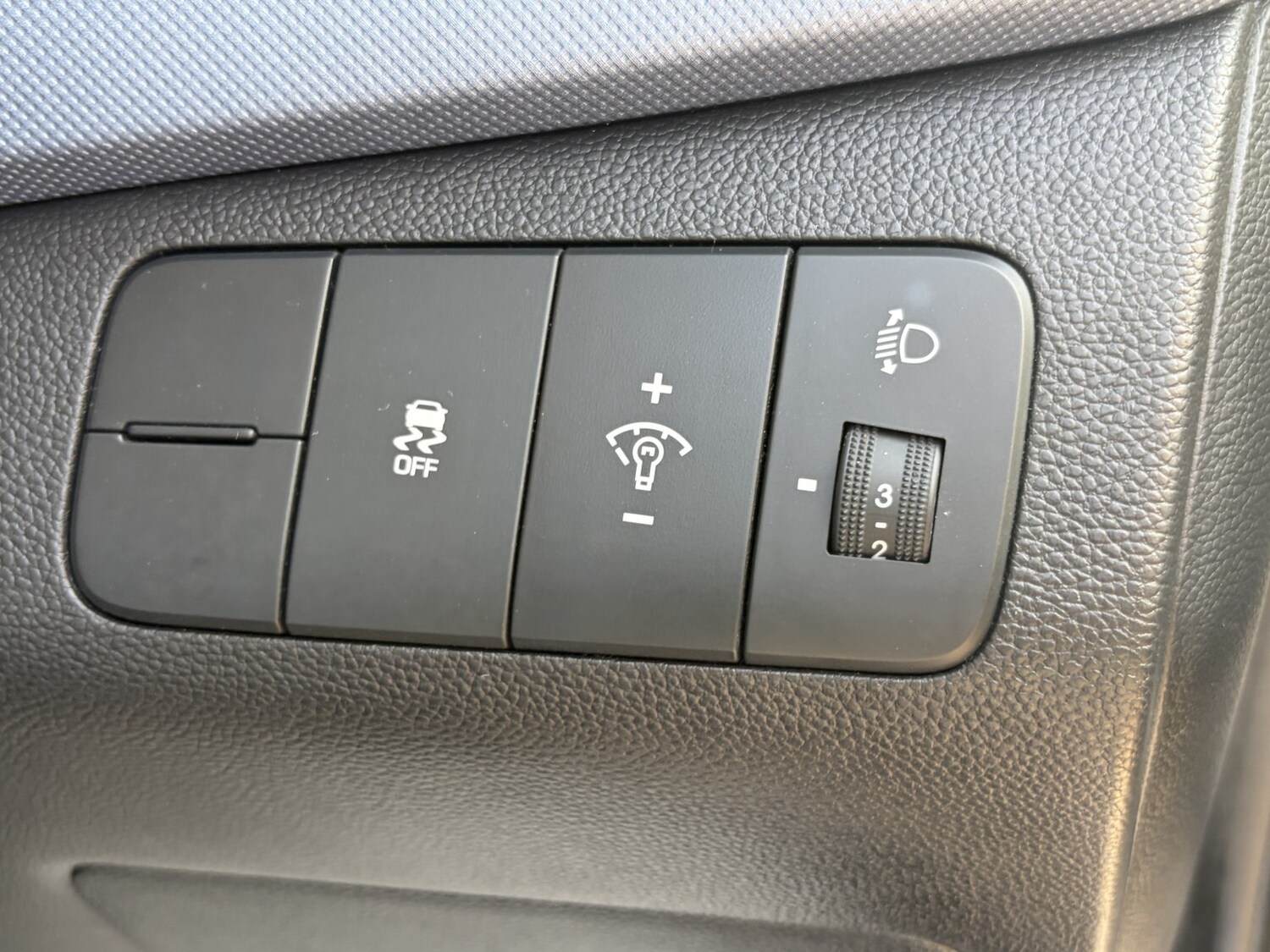 Used Hyundai i10 2015 for sale - 78176066: Photo 36