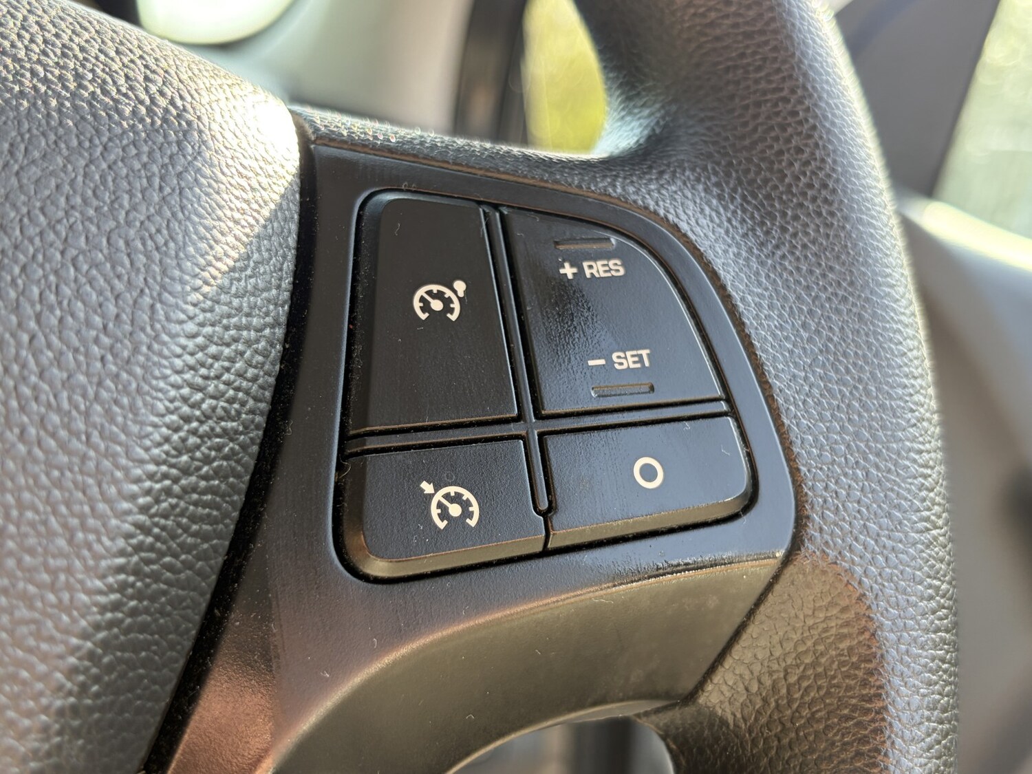 Used Hyundai i10 2015 for sale - 78176066: Photo 45