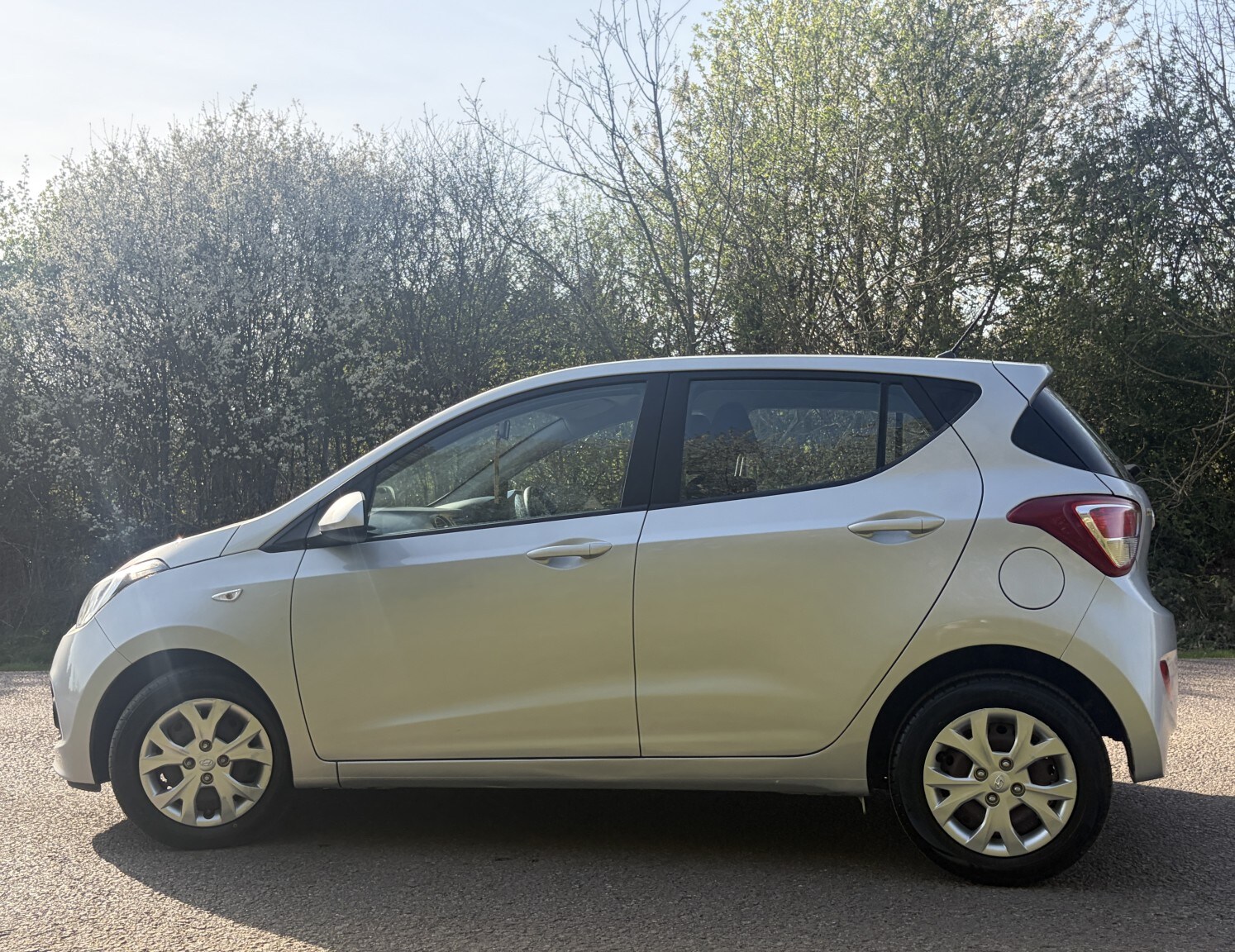 Used Hyundai i10 2015 for sale - 78176066: Photo 9