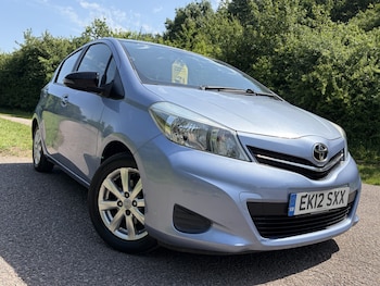 Used Toyota Yaris 2012 for sale - 78992147: Photo
