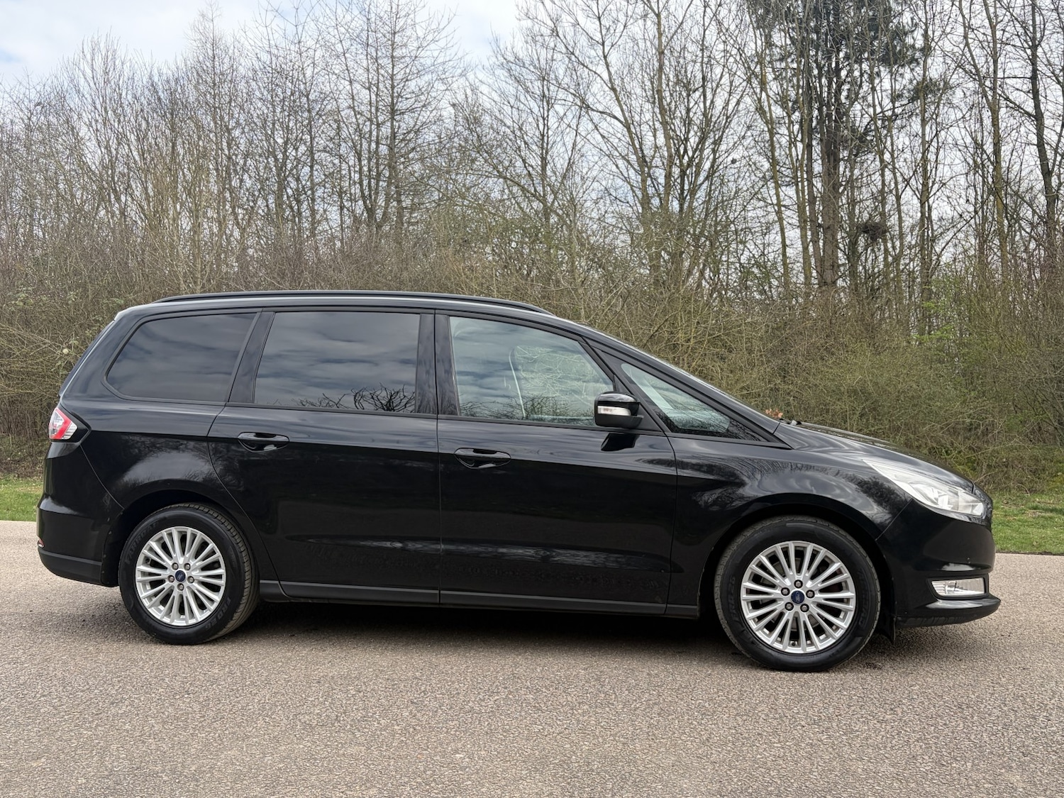 Used Ford Galaxy 2017 for sale - 77813126: Photo 12