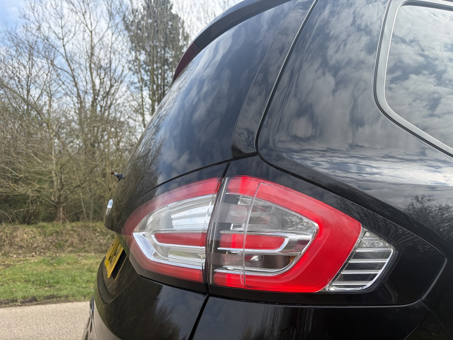 Used Ford Galaxy 2017 for sale - 77813126: Photo 23