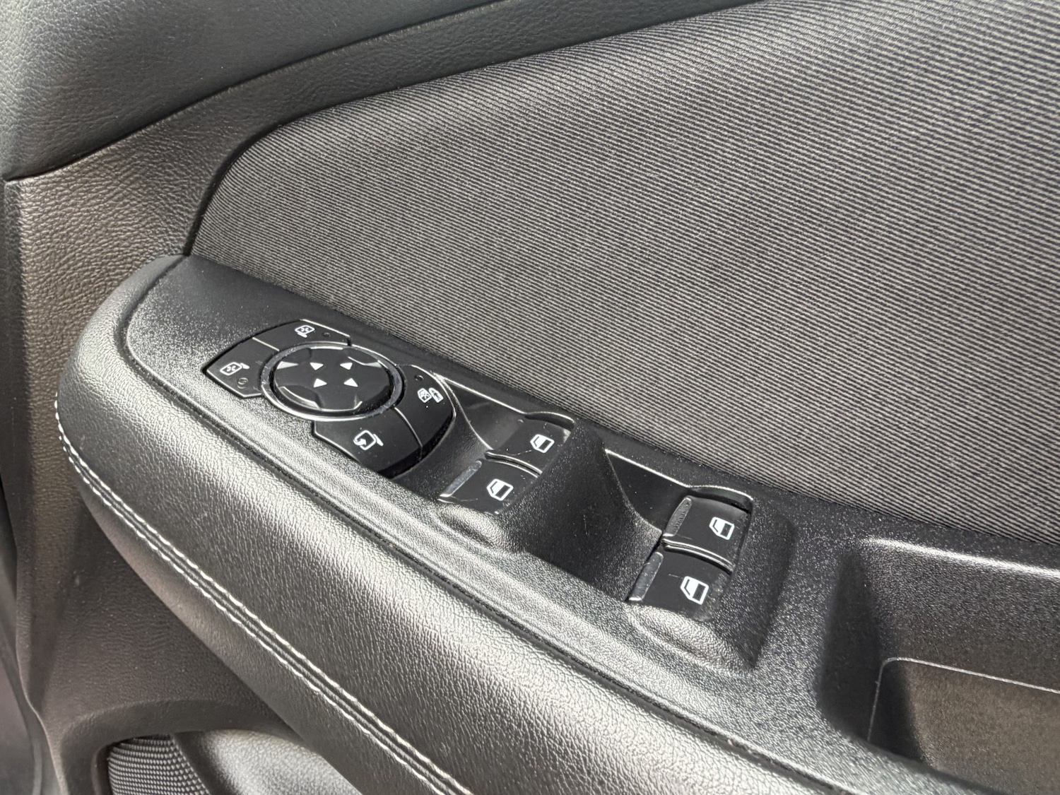 Used Ford Galaxy 2017 for sale - 77813126: Photo 33