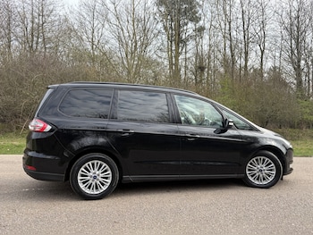 Used Ford Galaxy 2017 for sale - 77813126: Photo