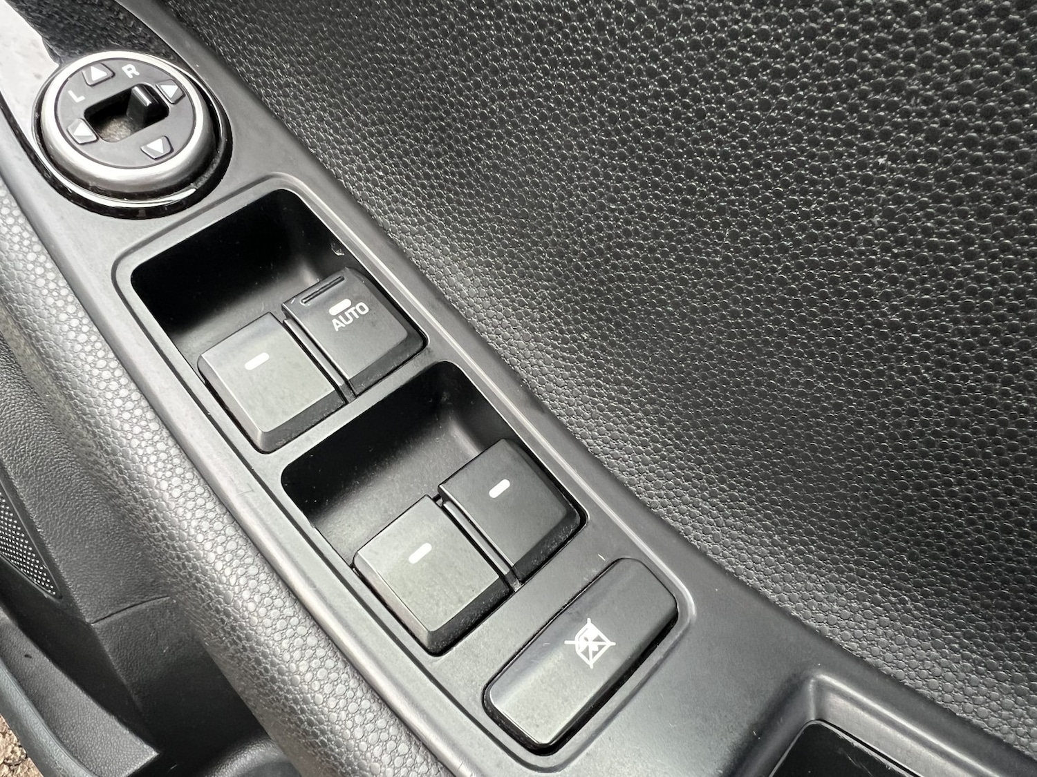 Used Hyundai i20 2017 for sale - 77282750: Photo 38