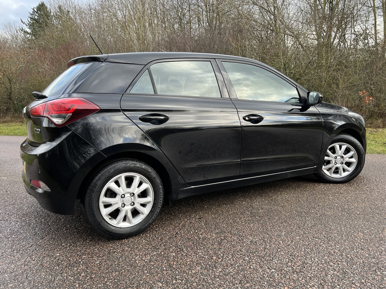 Used Hyundai i20 2017 for sale - 77282750: Photo 4