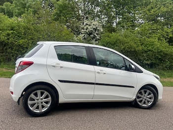 Used Toyota Yaris 2013 for sale - 78526382: Photo