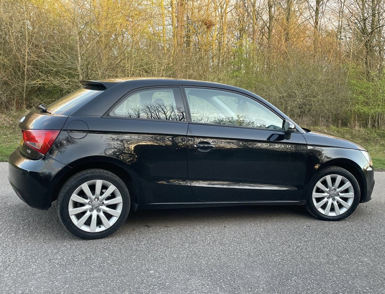 Used Audi A1 2013 for sale - 77844942: Photo 4