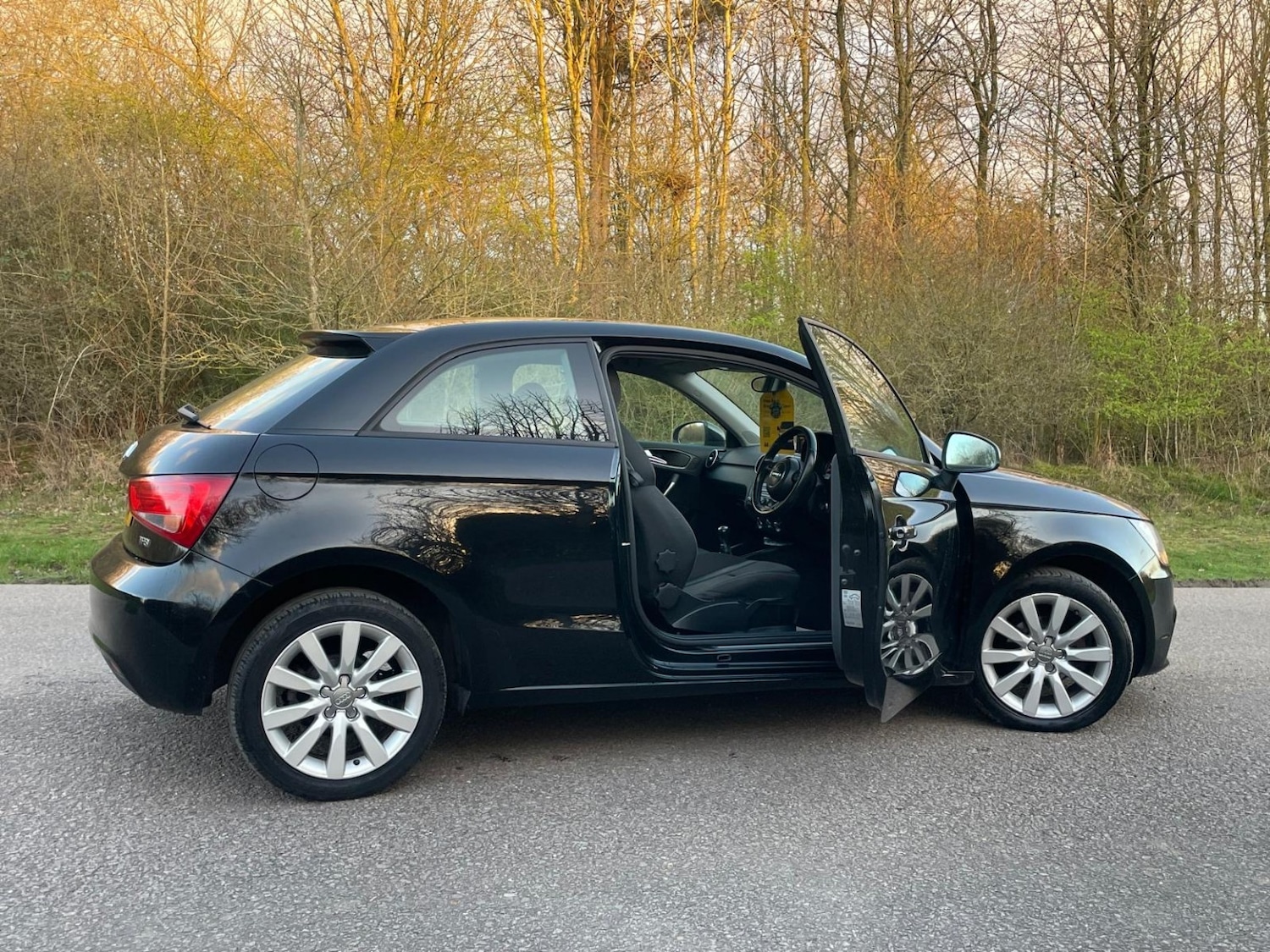 Used Audi A1 2013 for sale - 77844942: Photo 5