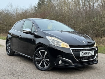 Used Peugeot 208 2019 for sale - 78402679: Photo