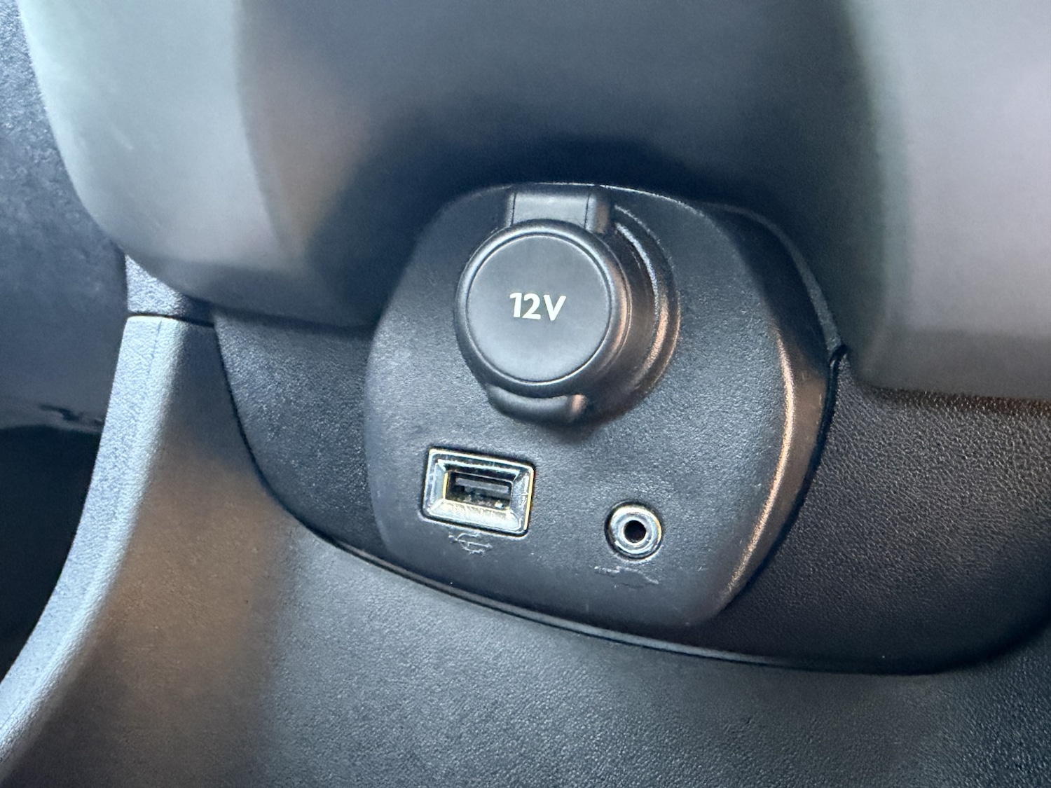 Used Toyota AYGO 2014 for sale - 76918433: Photo 32