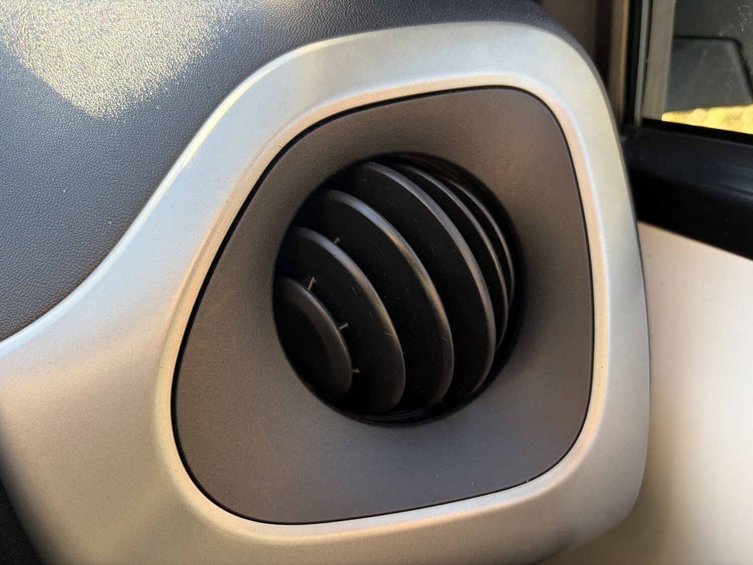 Used Toyota AYGO 2014 for sale - 76918433: Photo 43