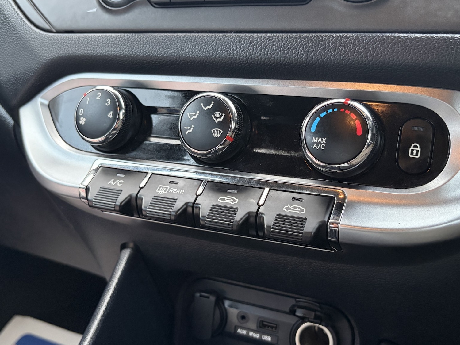 Used Kia Rio 2014 for sale - 77459938: Photo 35