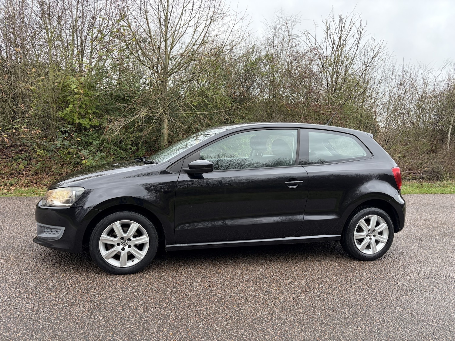 Used Volkswagen Polo 2010 for sale - 76692799: Photo 11