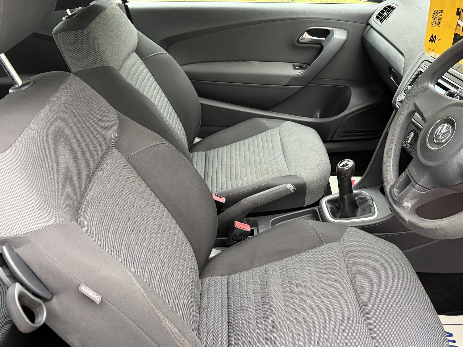 Used Volkswagen Polo 2010 for sale - 76692799: Photo 25