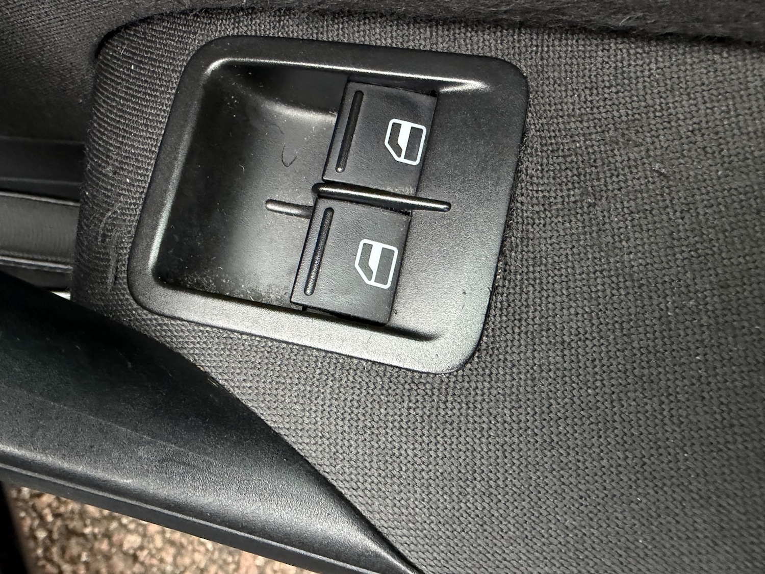 Used Volkswagen Polo 2010 for sale - 76692799: Photo 33