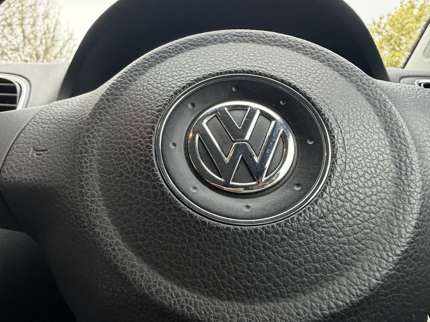 Used Volkswagen Polo 2010 for sale - 76692799: Photo 39