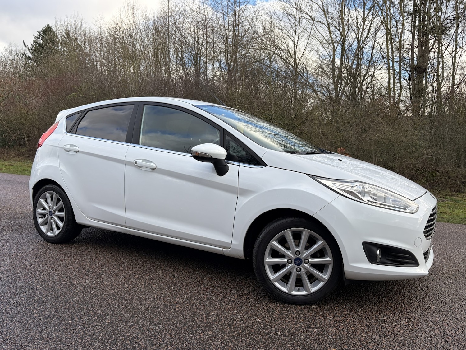 Used Ford Fiesta 2017 for sale - 77318333: Photo 2