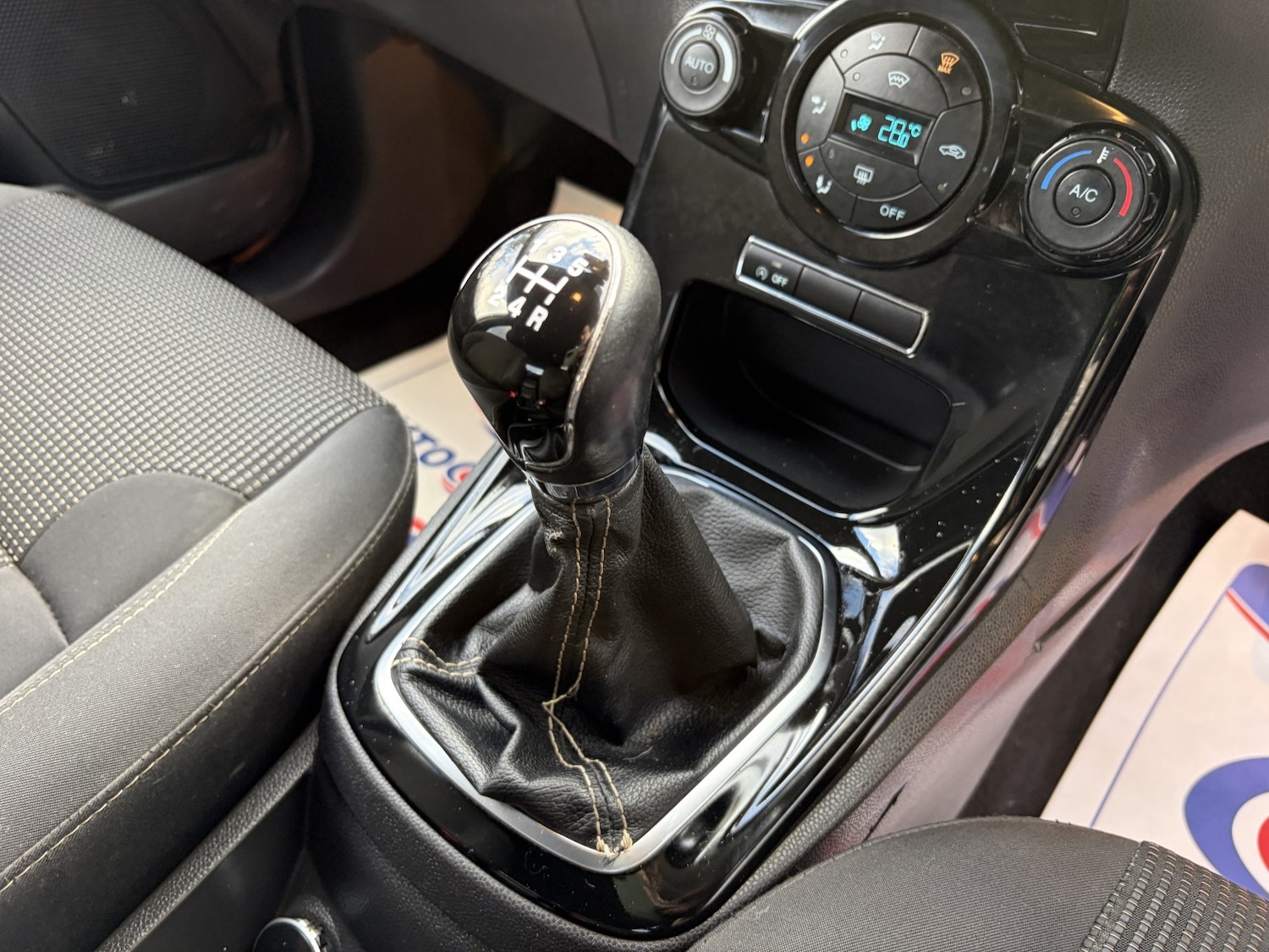 Used Ford Fiesta 2017 for sale - 77318333: Photo 34