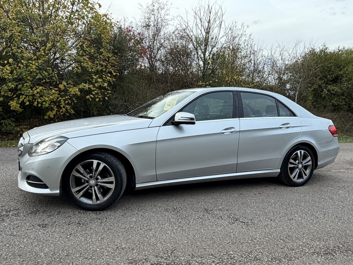 Used Mercedes-Benz E Class 2014 for sale - 77465063: Photo 8
