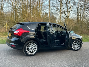 Used Ford Focus 2013 for sale - 78360071: Photo