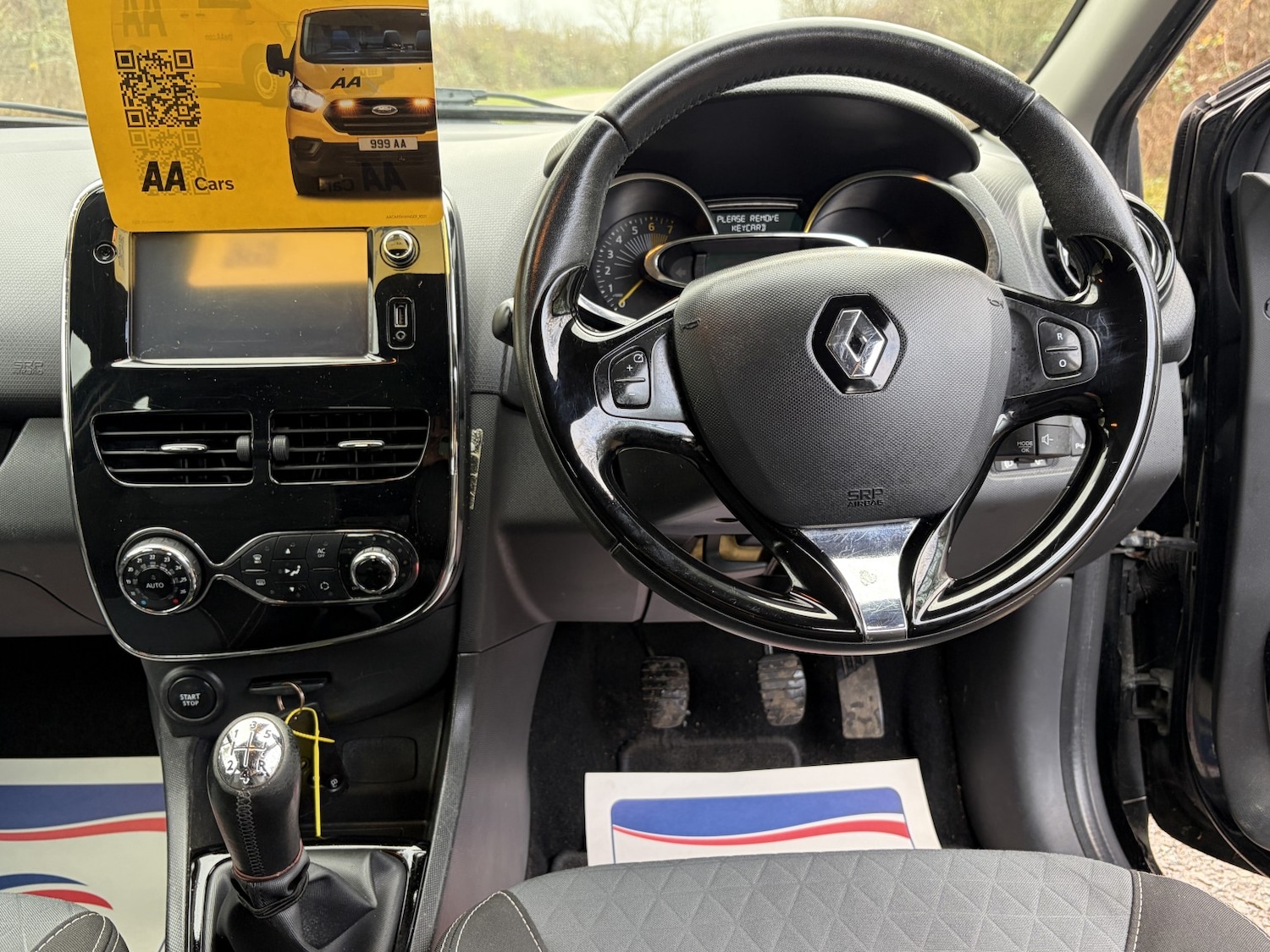 Used Renault Clio 2014 for sale - 76979546: Photo 19