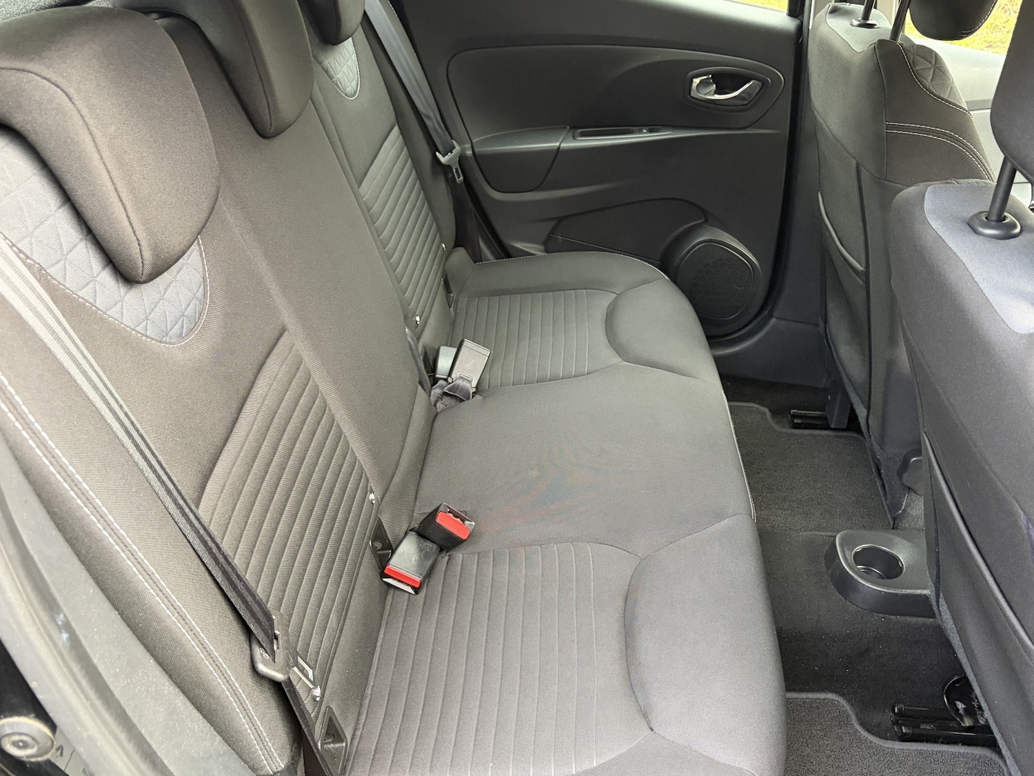 Used Renault Clio 2014 for sale - 76979546: Photo 20