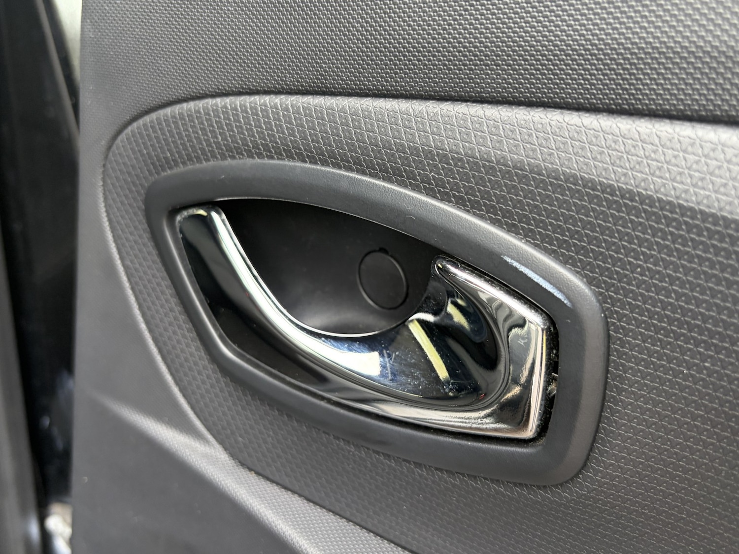 Used Renault Clio 2014 for sale - 76979546: Photo 22