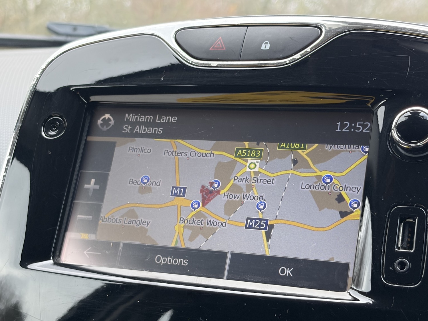 Used Renault Clio 2014 for sale - 76979546: Photo 33