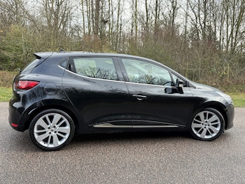 Used Renault Clio 2014 for sale - 76979546: Photo