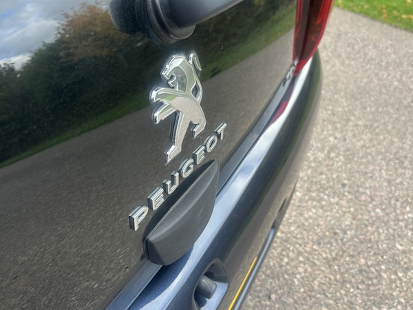 Used Peugeot 108 2015 for sale - 76231005: Photo 21