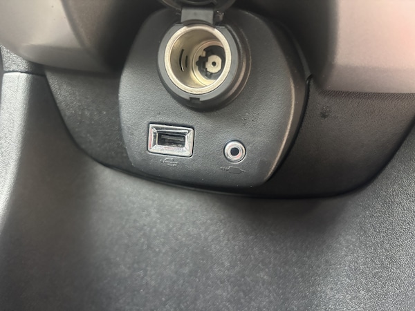 Used Peugeot 108 2015 for sale - 76231005: Photo 35