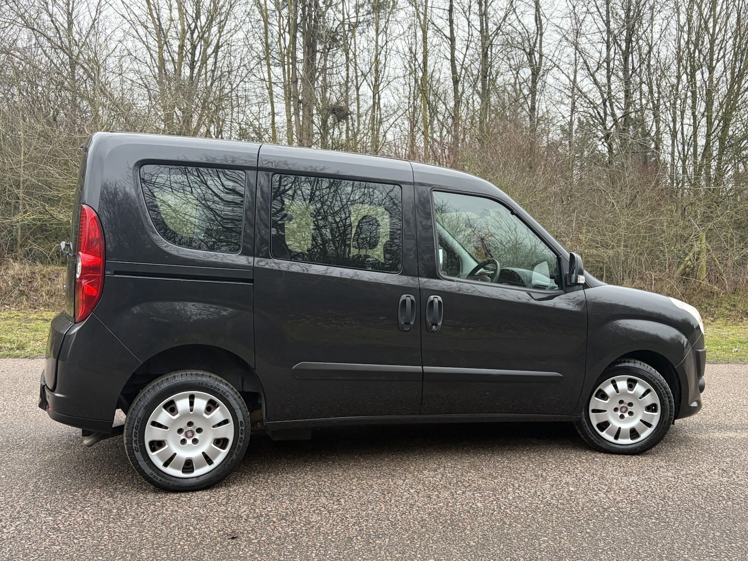 Used Fiat Doblo 2012 for sale - 77350114: Photo 4