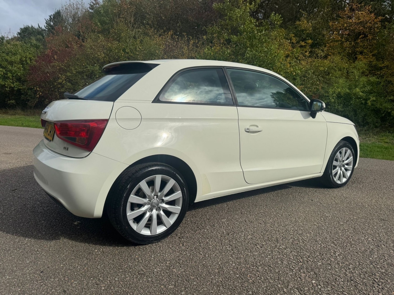 Used Audi A1 2014 for sale - 76252357: Photo 4