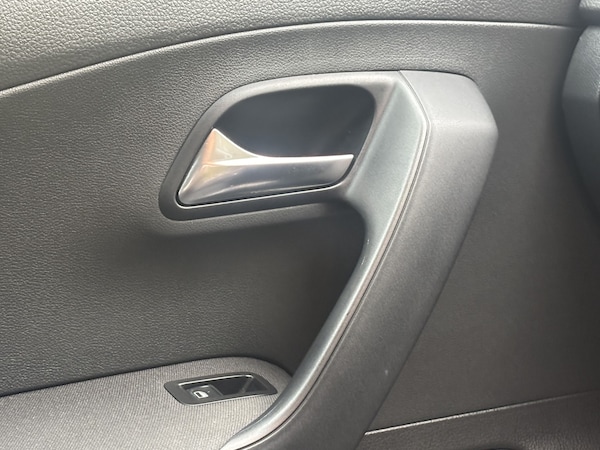 Used Volkswagen Polo 2016 for sale - 76242878: Photo 28