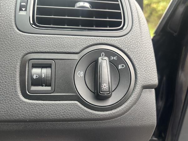 Used Volkswagen Polo 2016 for sale - 76242878: Photo 38