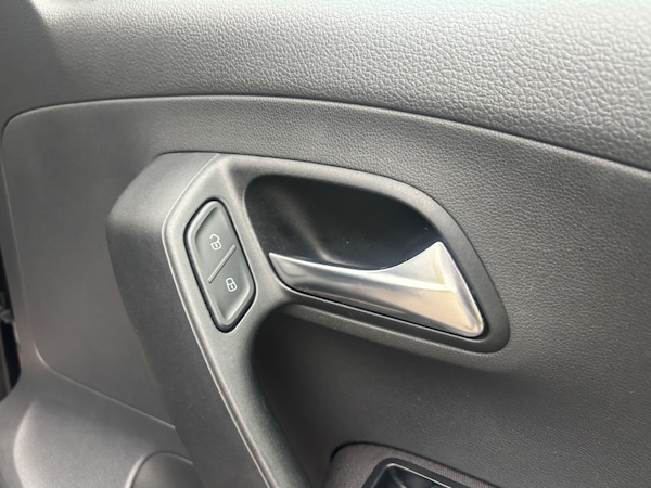 Used Volkswagen Polo 2016 for sale - 76242878: Photo 47