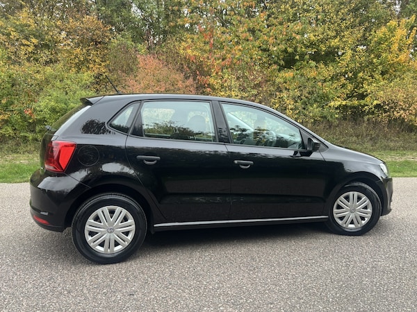 Used Volkswagen Polo 2016 for sale - 76242878: Photo 4