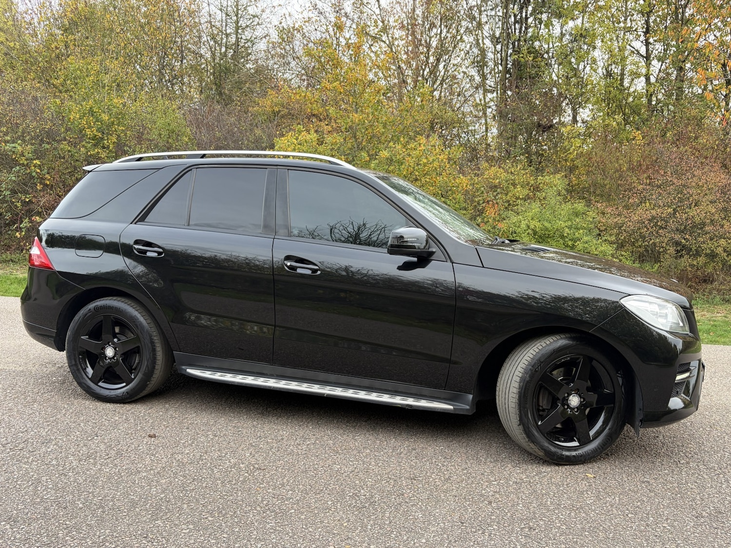 Used Mercedes-Benz M Class 2013 for sale - 76662710: Photo 2