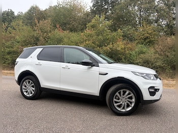 Used Land Rover Discovery Sport 2018 for sale - 79605141: Photo