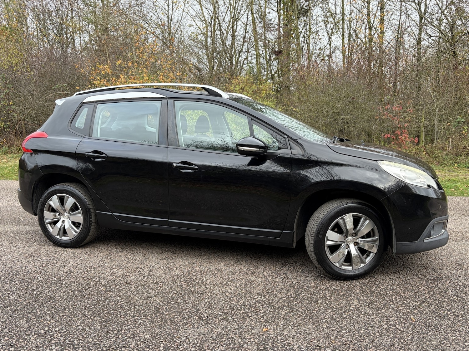 Used Peugeot 2008 2016 for sale - 76553979: Photo 1