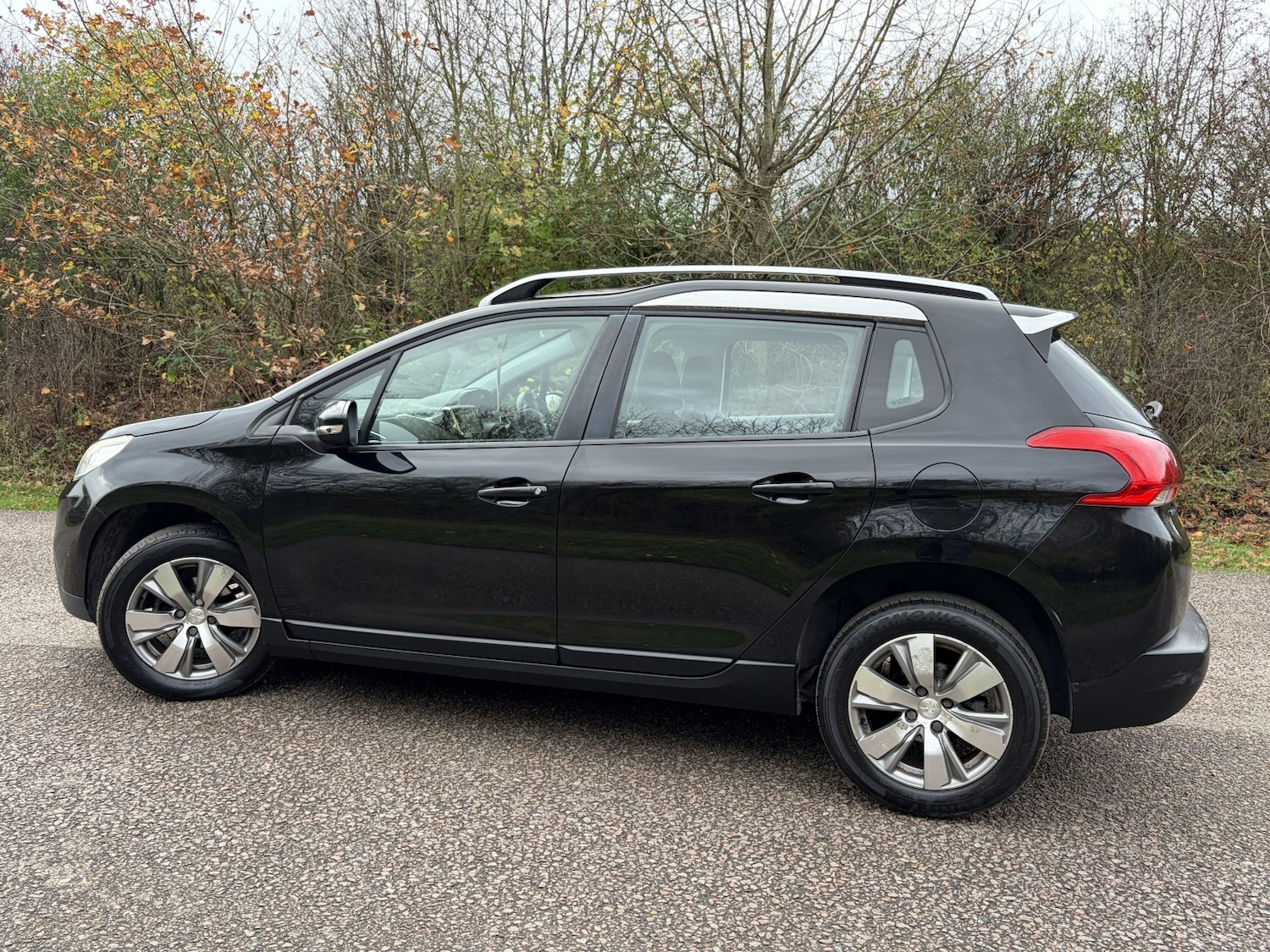 Used Peugeot 2008 2016 for sale - 76553979: Photo 12