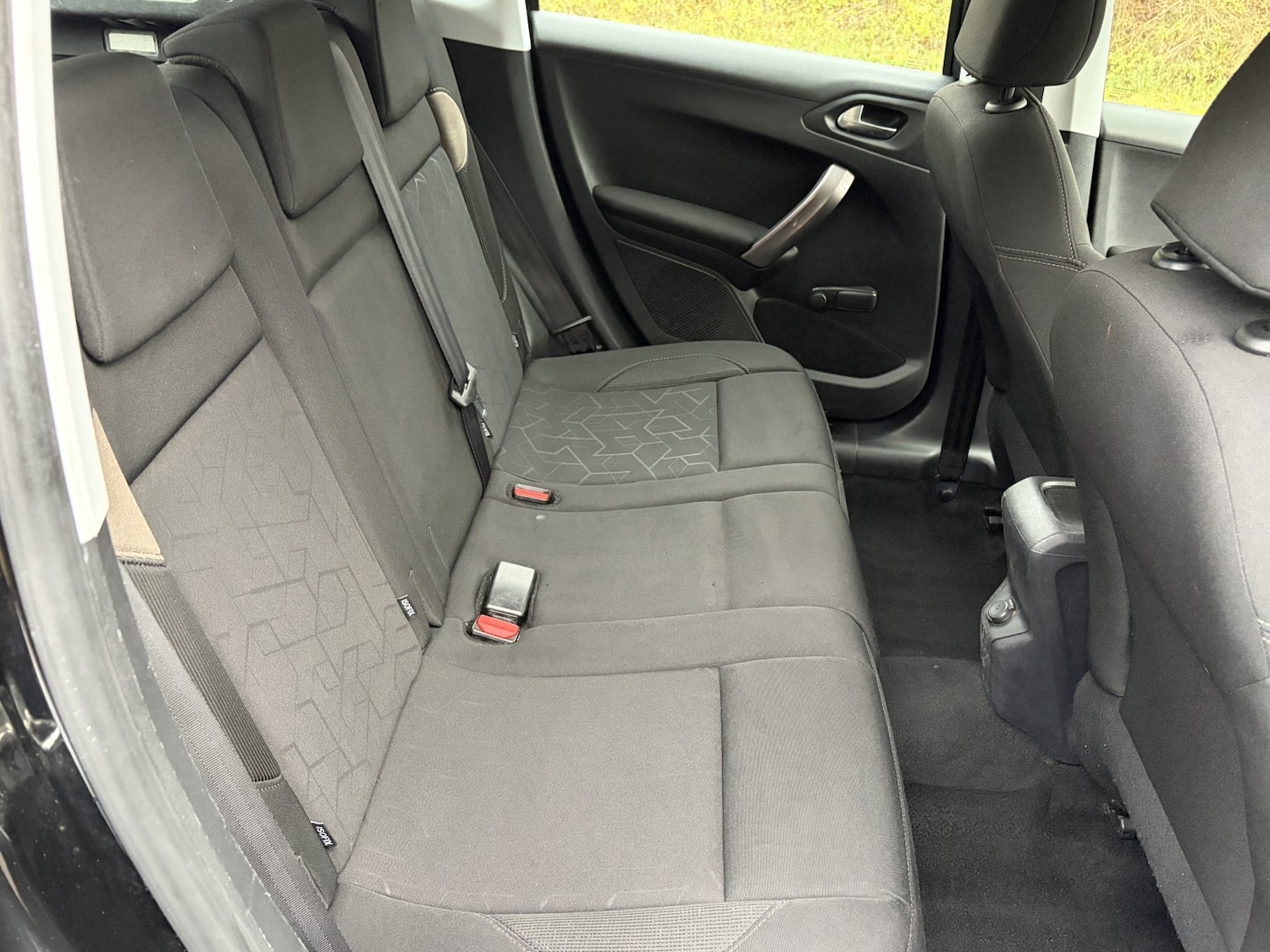 Used Peugeot 2008 2016 for sale - 76553979: Photo 22