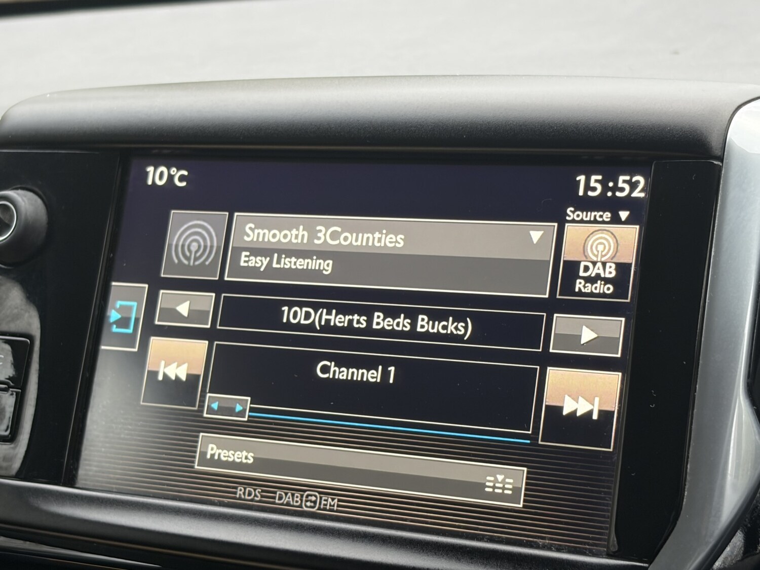 Used Peugeot 2008 2016 for sale - 76553979: Photo 26