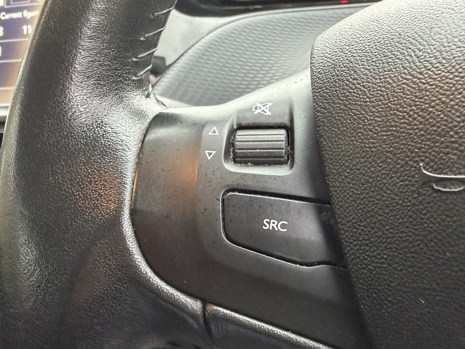 Used Peugeot 2008 2016 for sale - 76553979: Photo 33